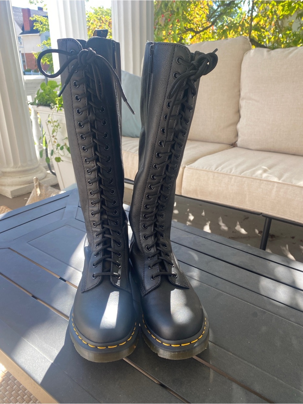 Dr. Martens 1B60 20 Eye Knee High Virginia Leather Women’s sz 9 NWOT - Picture 5 of 7